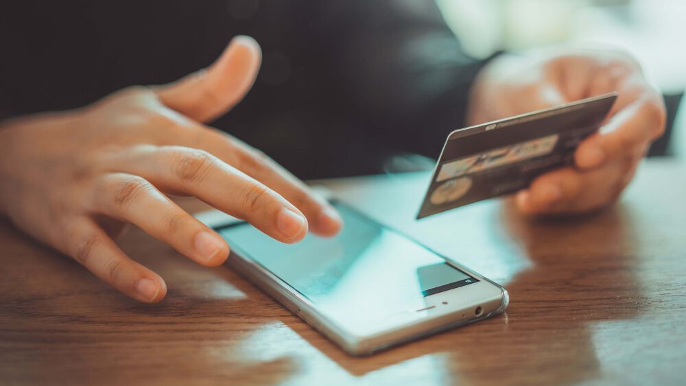 hands phone credit card